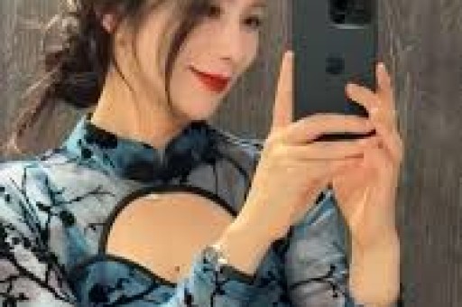 全职做小红书博主能轻松月薪过万吗？
